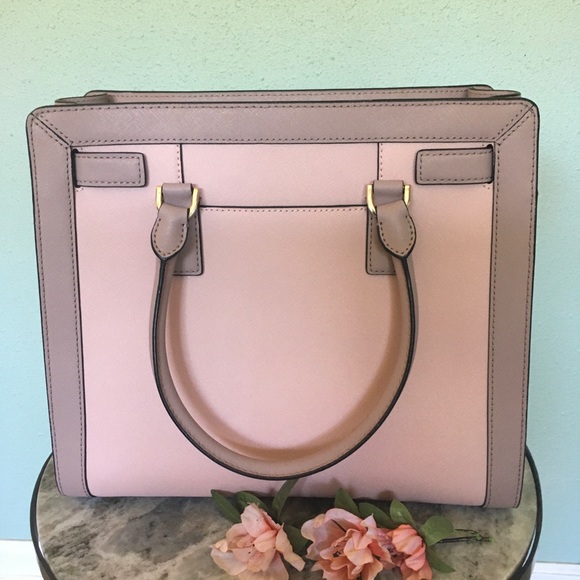 🌸Large Michael Kors Pastel Pink & Fawn Dillon Tote NWT - Picture 11 of 16